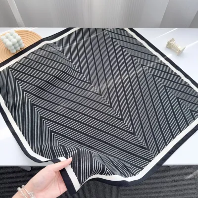 Women Fashion Casual Printed Silk Square Scarf
