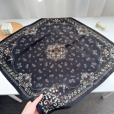 Women Fashion Casual Printed Silk Square Scarf