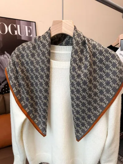 Women Fashion Casual Printed Silk Square Scarf