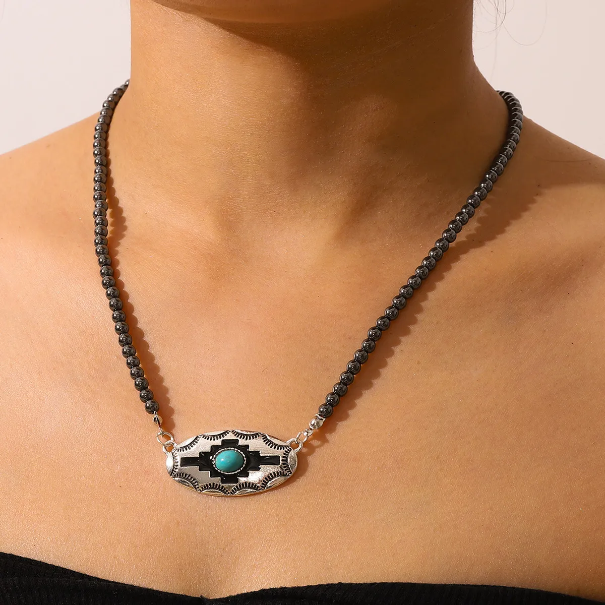 Women Fashion Retro Inlaid Multicolor Turquoise Alloy Necklace