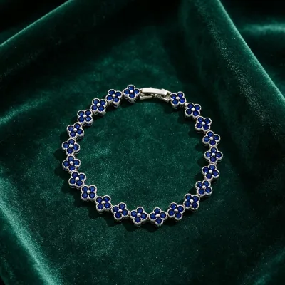 Women Fashion Simple Four-Leaf Clover Zircon Bracelet