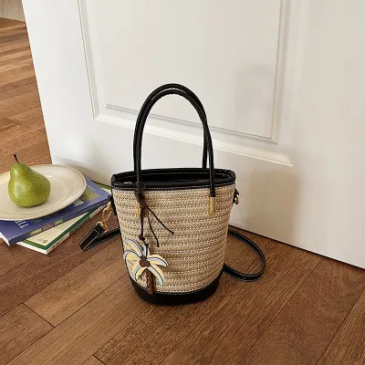 Women Fashion Casual Woven Portable Handbag