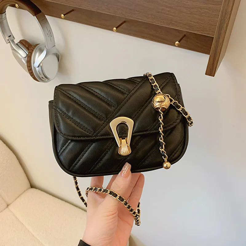 Stylish Chain Square Flip Crossbody Bag