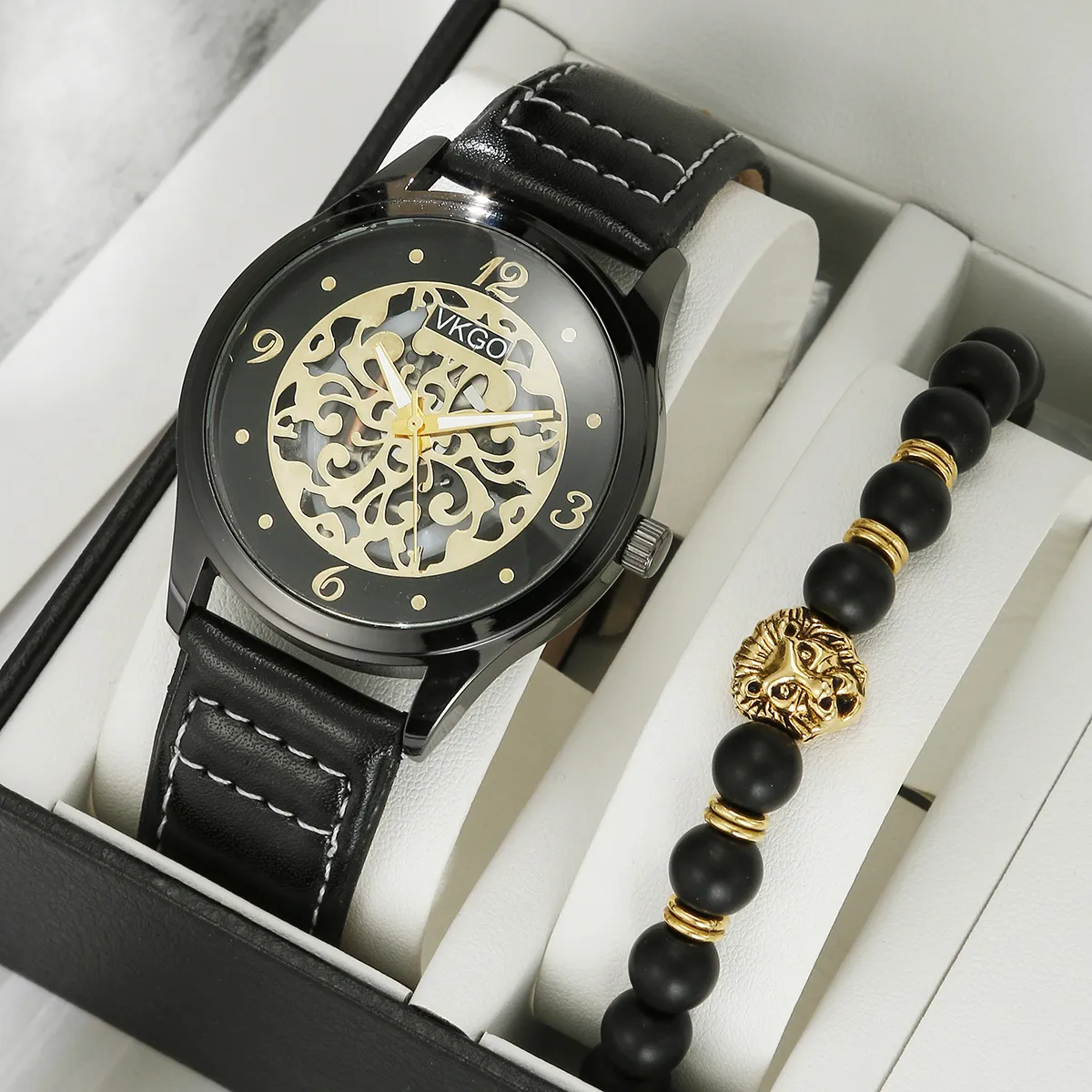 Men'S Fashion Lion Bracelet Hollow Quartz Watch Set