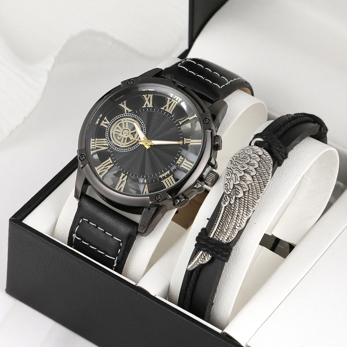 Men'S Fashion Wings Bracelet Hollow Quartz Watch Set