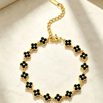 Fashion Rhinestone Four-Leaf Clover Bracelet