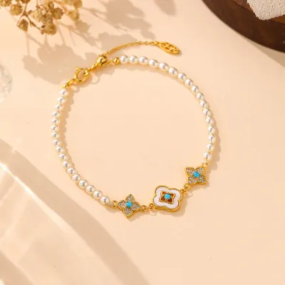 Fashion Imitation Pearl Four-Leaf Clover Bracelet