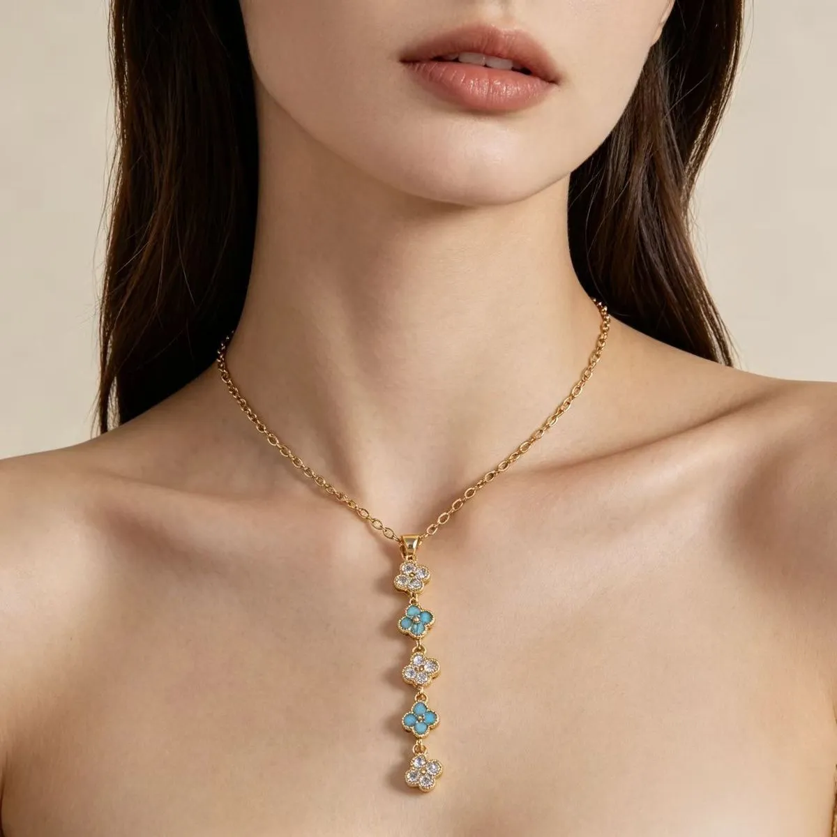 Fashion Rhinestone Four-Leaf Clover Necklace