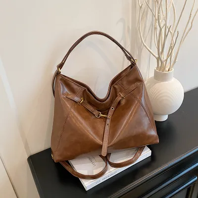 Women Fashion Causal Retro Solid Color Large Capacity Shoulder Bag