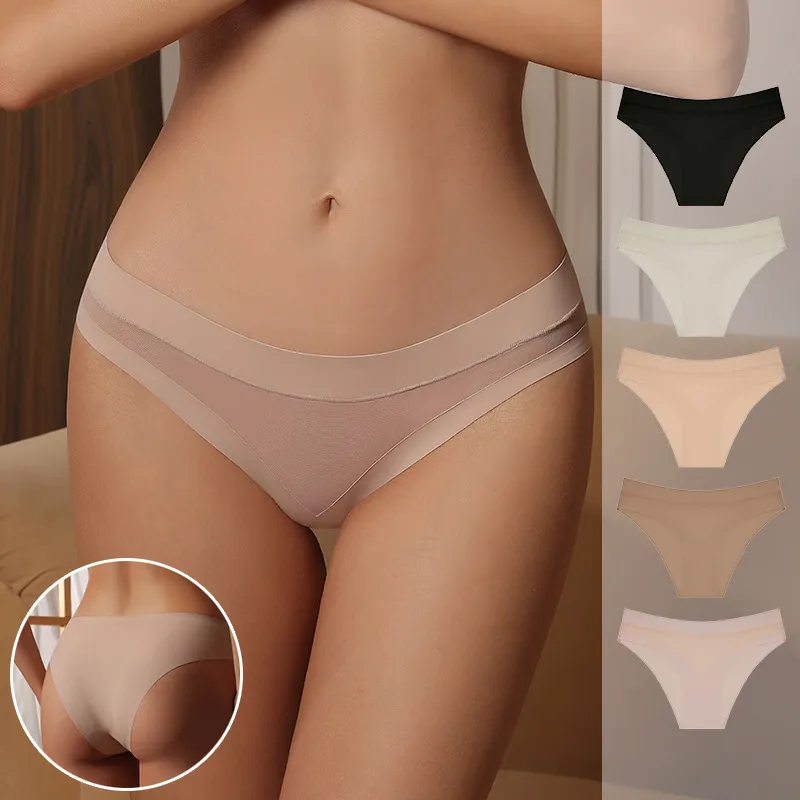 Women Fashion Solid Color Traceless Underwear