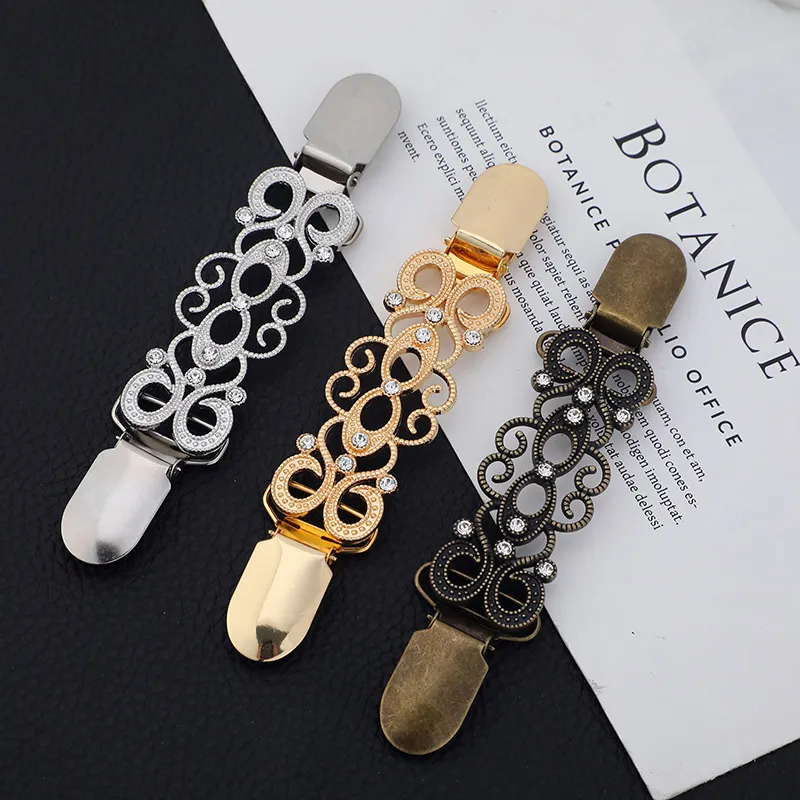 Retro Rhinestone Alloy Scarf Buckle