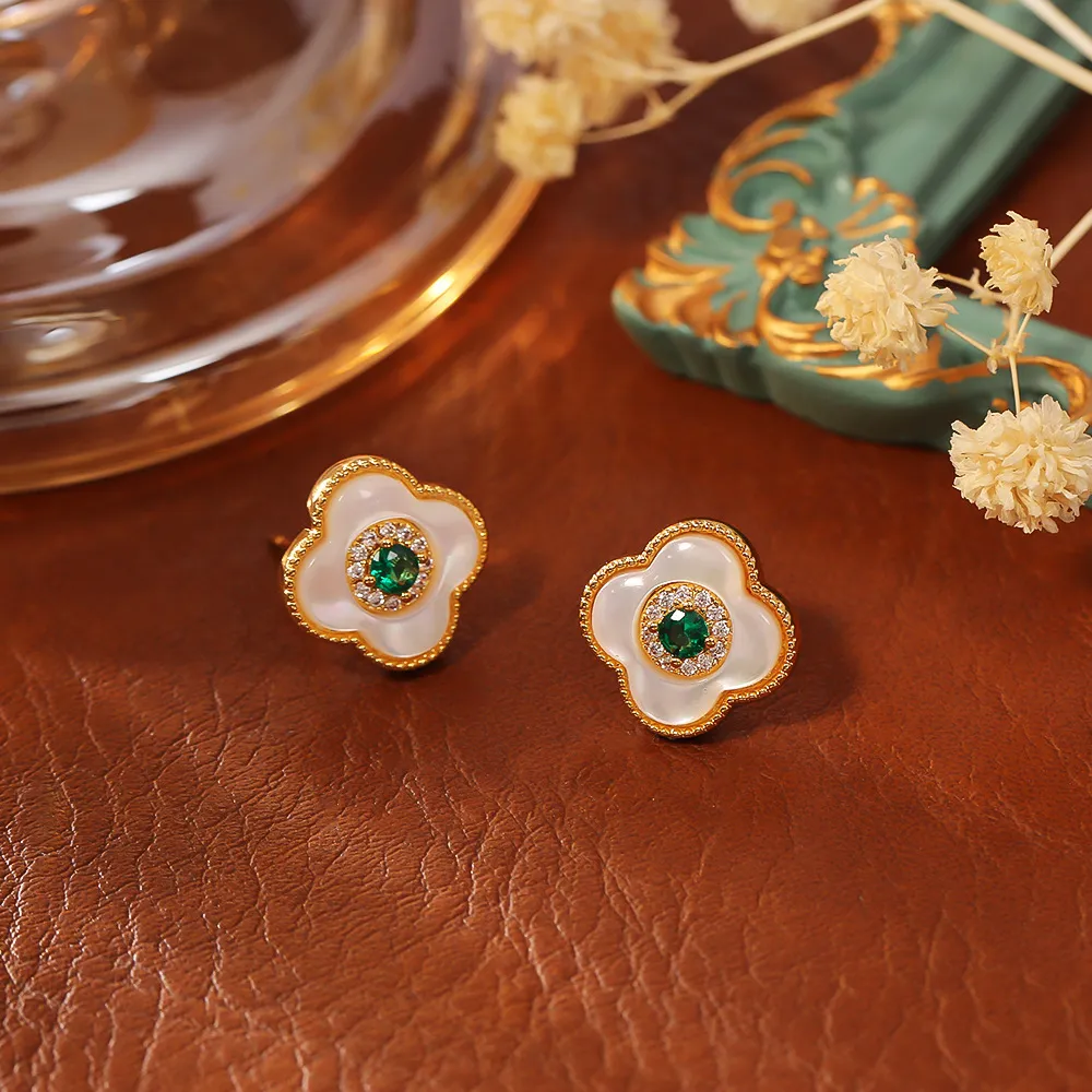 Women Fashion Shell Zircon Four-Leaf Clover Earrings