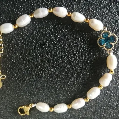 Women Fashion Natural Freshwater Pearl Four-Leaf Clover Bracelet