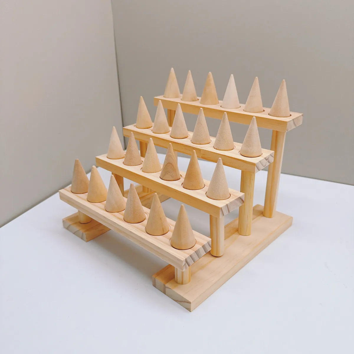 Simple Solid Wood Cone Ring Display Rack