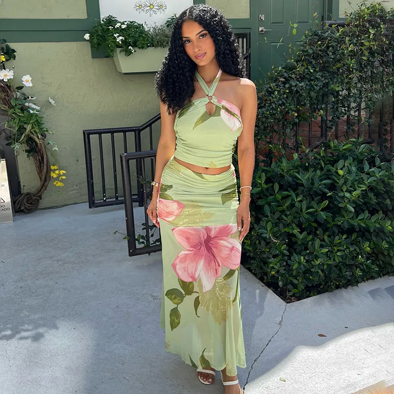 Women Fashion Casual Printed Halter-Neck Backless Crop Top Maxi Skirt Two-Piece Set