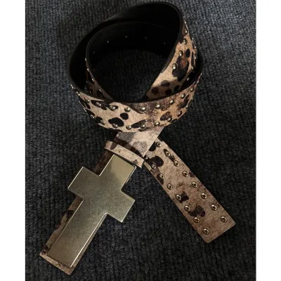 Fashion Hip-Hop Nail Cross Rivet Belt