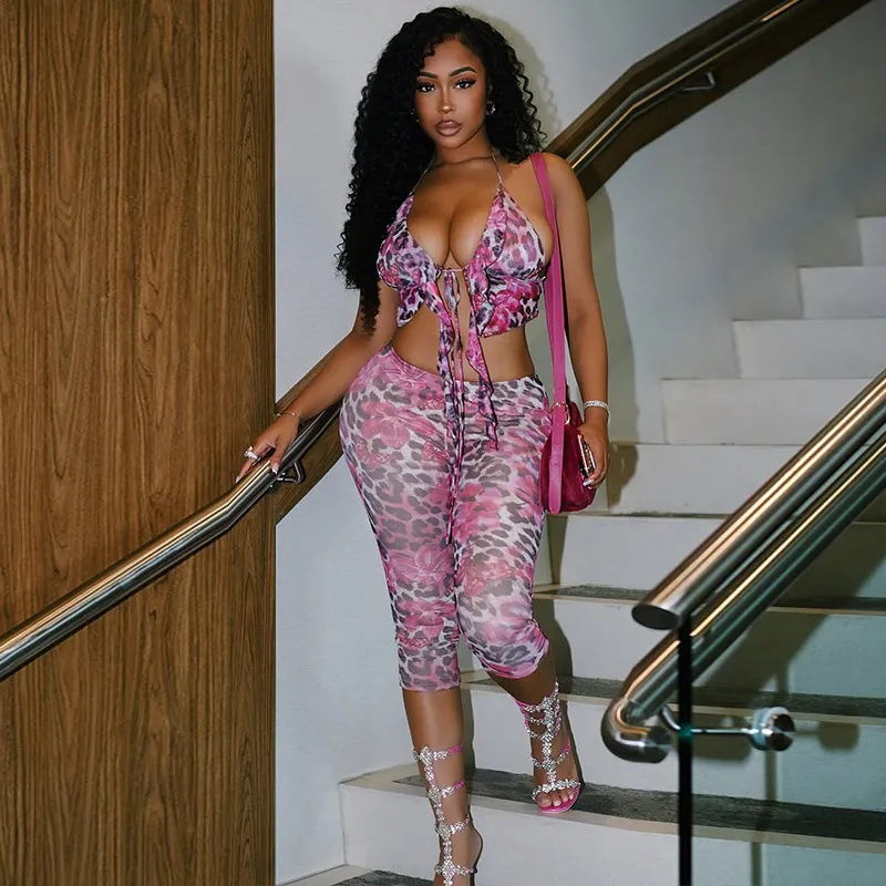 Women Fashion Sexy Leopard Halter-Neck Lace-Up Backless Crop Top Tight Shorts Two-Piece Set