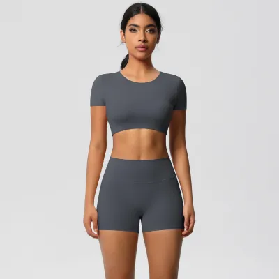 Women Fashion Solid Color Short-Sleeve Crop Top Tight Shorts Quick-Drying Yoga Sports Two-Piece Set