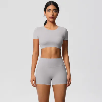 Women Fashion Solid Color Short-Sleeve Crop Top Tight Shorts Quick-Drying Yoga Sports Two-Piece Set