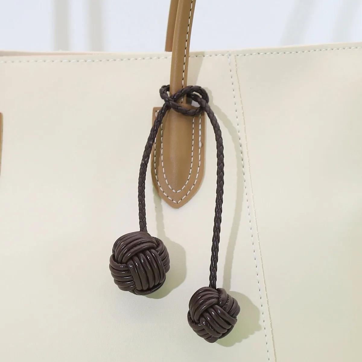 Women Fashion Solid Color Woven Knot Bag Pendant Keychain