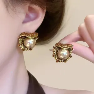 Women Fashion Retro Sunflower Shell Pearl Distressed Earrings