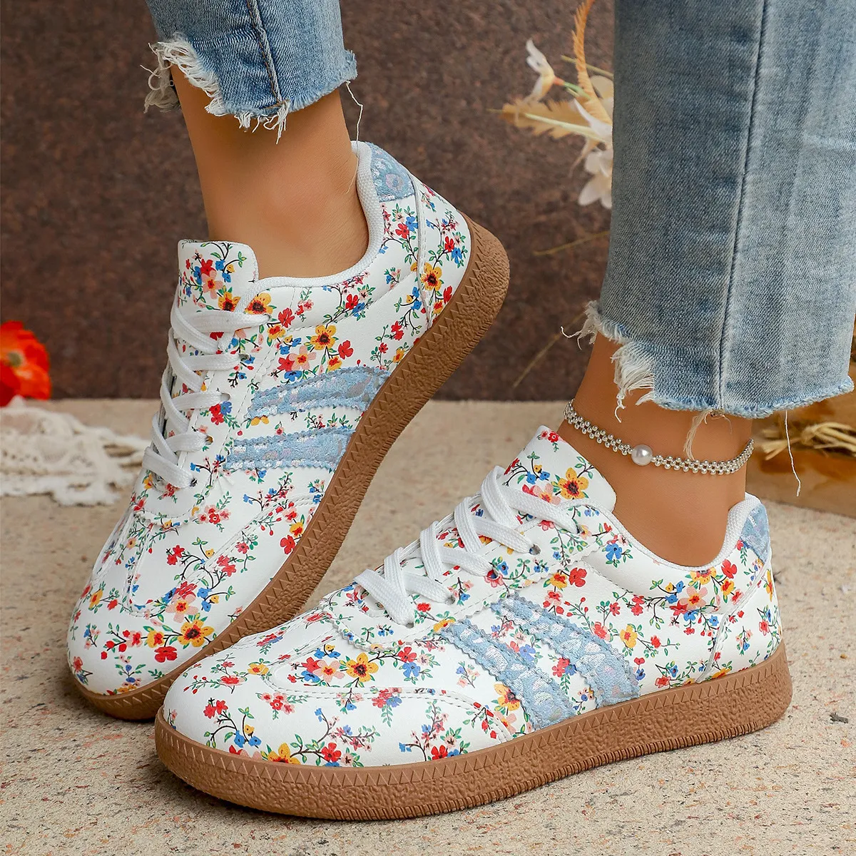 Women Fashion Casual Flower Printed Round-Toe Lace-Up Flat Sneakers