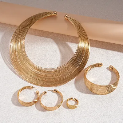 Women Fashion Metallic Bright Geometric Round Multi-Layer Collar Necklace Earrings Bracelets Rings Four-Piece Set