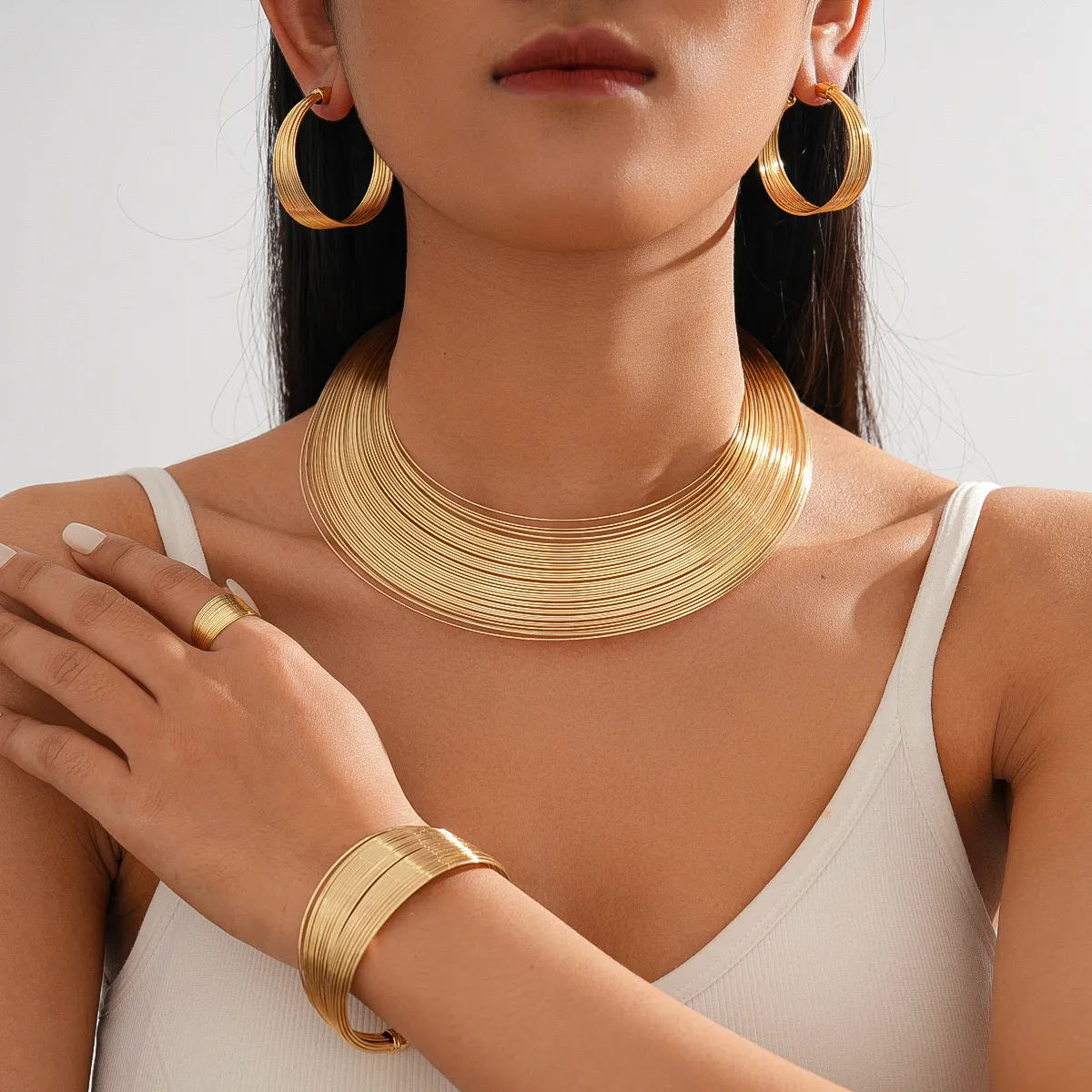 Women Fashion Metallic Bright Geometric Round Multi-Layer Collar Necklace Earrings Bracelets Rings Four-Piece Set