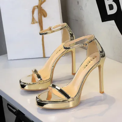 Women Fashion Sexy Solid Color Patent Leather Round-Toe Platform Ultra Heeled Sandals