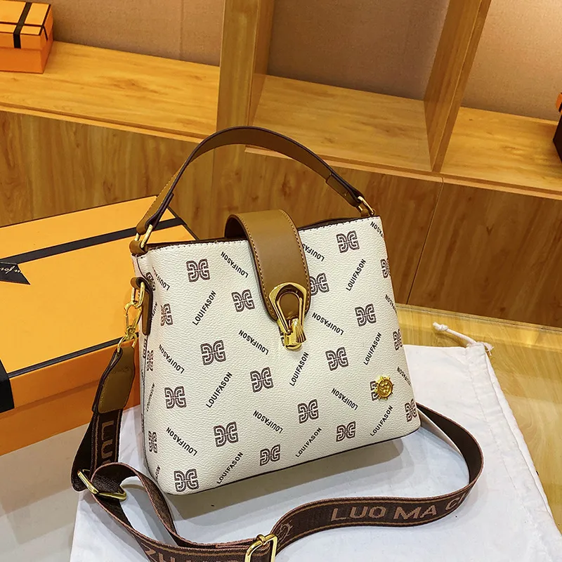 Women Fashion Casual Retro Printed Small Square Handbag