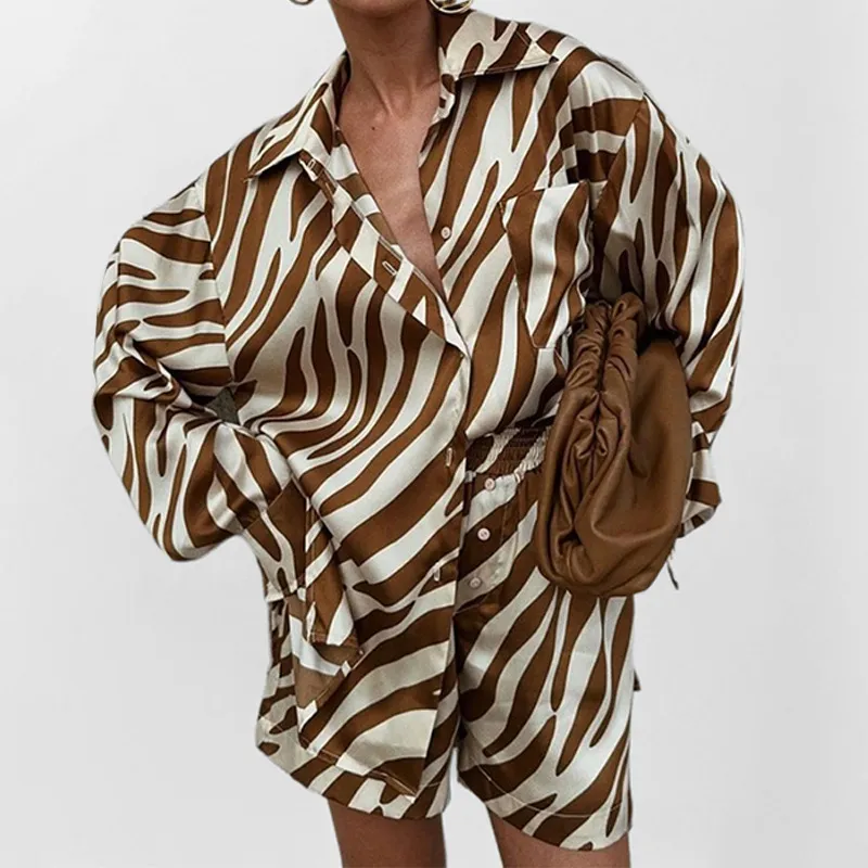Women Fashion Casual Summer Printed Lapel Long-Sleeve Loose Blouse Loose Shorts Two-Piece Set