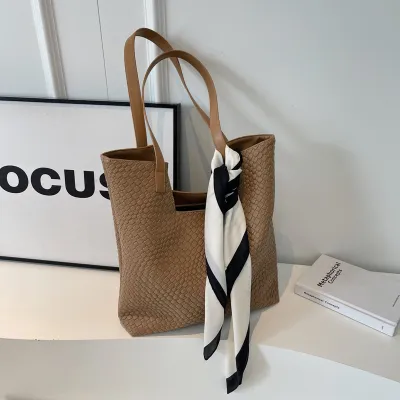 Women Fashion Casual Autumn And Winter Solid Color Large Capacity Tote Bag