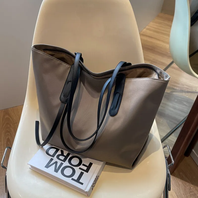 Women Fashion Casual Simple Solid Color Oxford Cloth Large Capacity Tote Bag