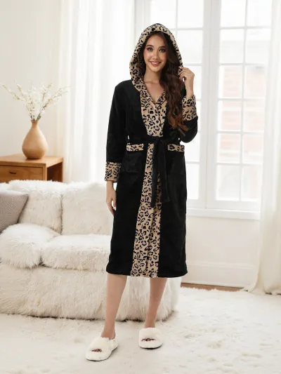 Women Fashion Casualautumn And Winter Leopard Flannel Long-Sleeve Hoodies Nightgown Cardigan