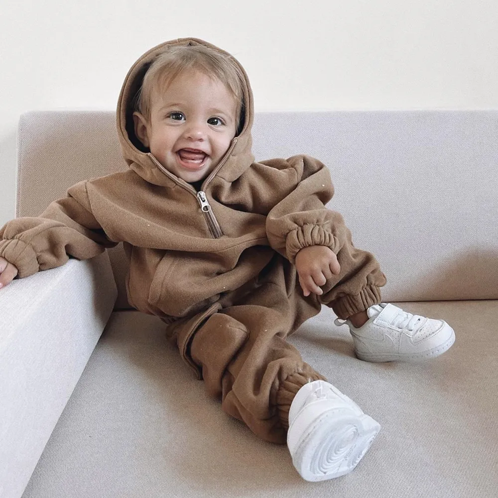 Kids Boys And Girls Fashion Casual Autumn And Winter Solid Color Long-Sleeve Hoodies Pants Two-Piece Set