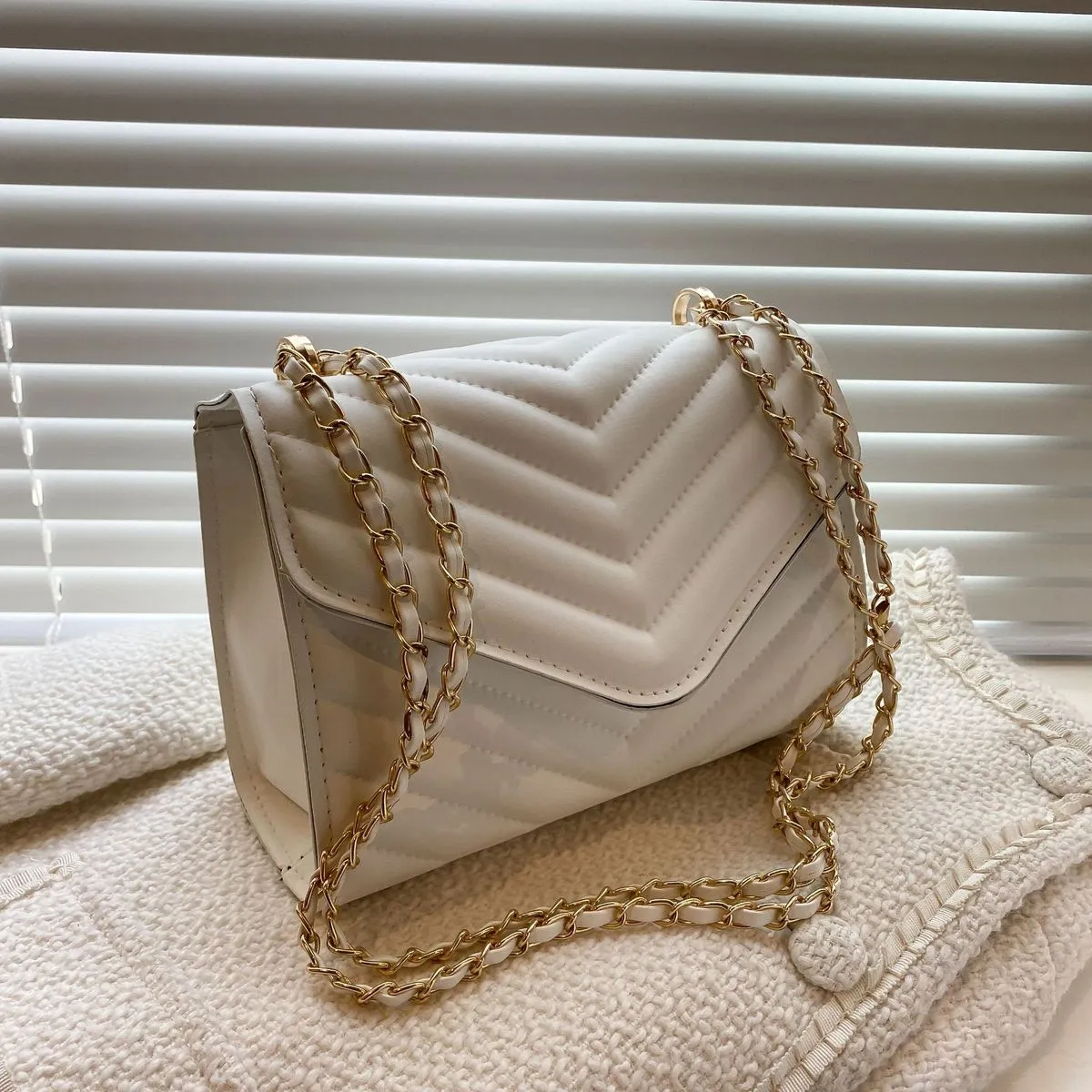 Women Fashion Casual Simple Solid Color Chain Square Shoulder Bag
