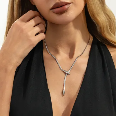 Women Fashion Sexy Stainless Steel Snake Necklace