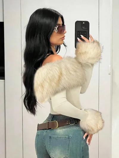 Autumn And Winter Women Sexy Faux Fur Off-Shoulder Long-Sleeved Crop Top