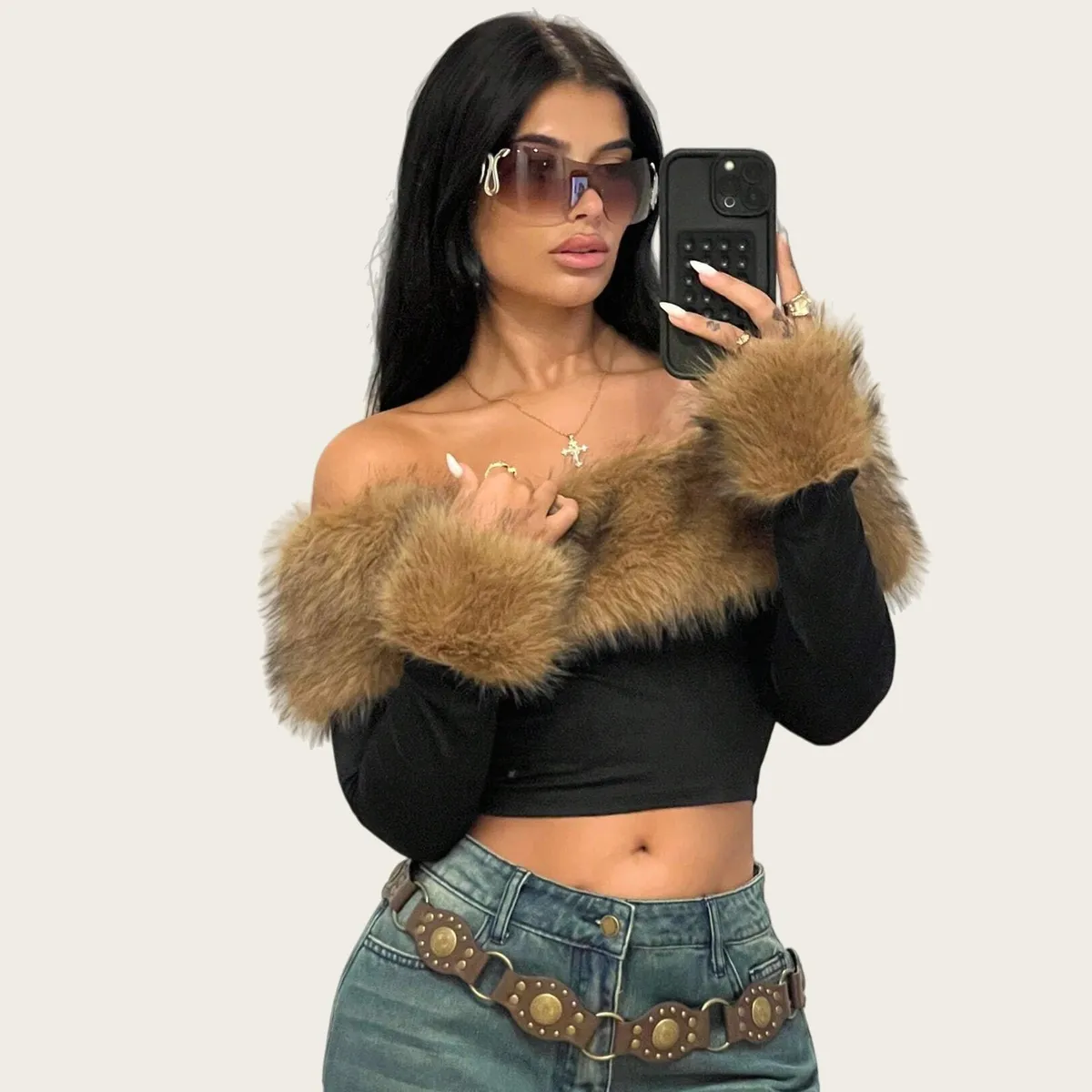Autumn And Winter Women Sexy Faux Fur Off-Shoulder Long-Sleeved Crop Top