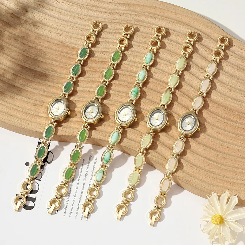 Women Fashion Retro Oval Imitation Jade Bracelet Quartz Watch