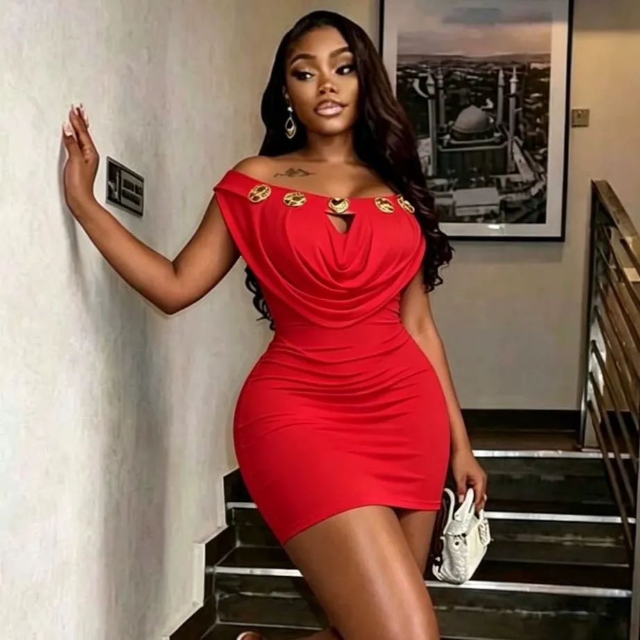 Women Fashion Sexy Solid Color Metallic Buckle Off-Shoulder Slim-Fit Dress