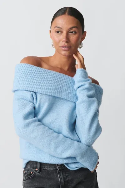 Women Fashion Autumn And Winter Solid Color Off-Shoulder Long-Sleeve Knitted Sweater