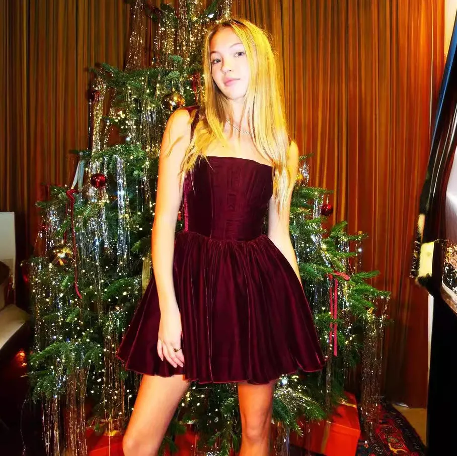 Women Fashion Sexy Solid Color Velvet Spaghetti Strap Tight Waist A-Line Party Dress