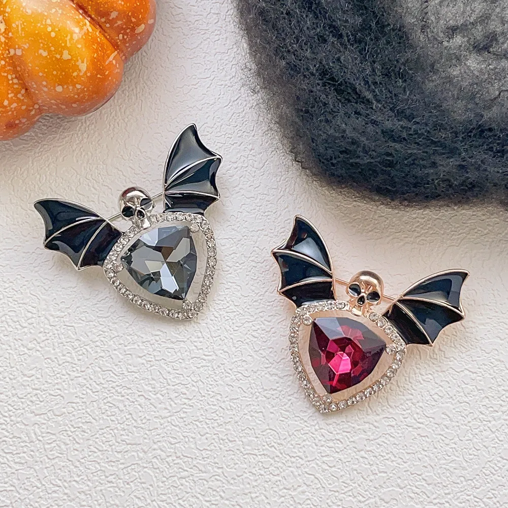 Halloween Women Fashion Oil Dropping Rhinestone Bat Skull Brooch