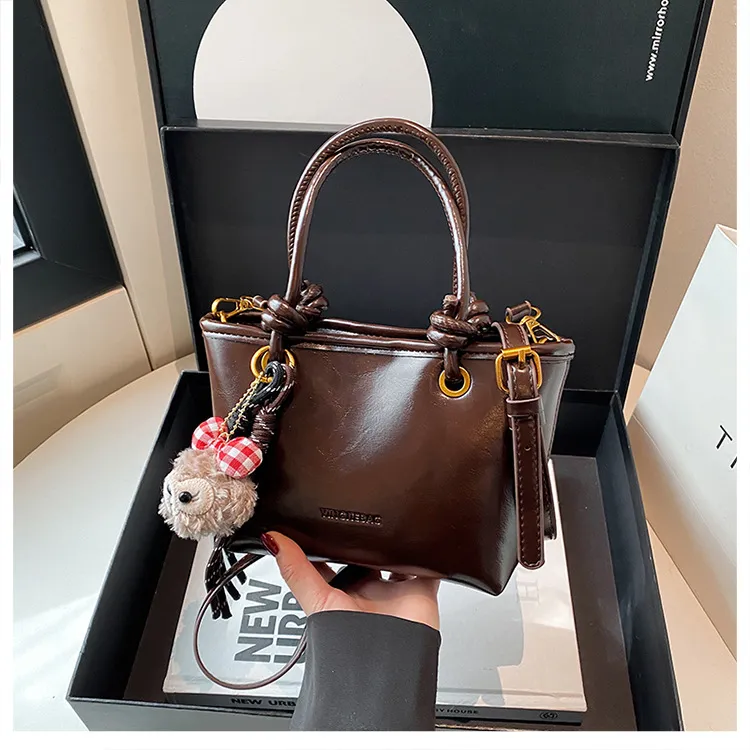 Women Fashion Retro Solid Color Oil Wax Leather Small Square Portable Handbag