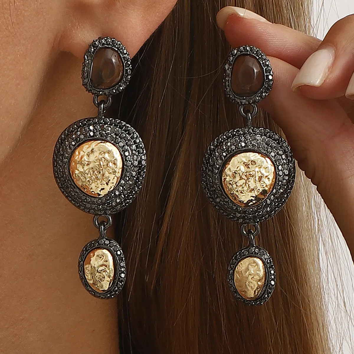 Women Fahsion Retro Autumn Rhinestone Color-Matching Texture Earrings