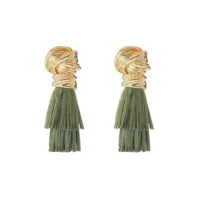 Women Fashion Metal Kink Rafi Grass Tassel Earrings
