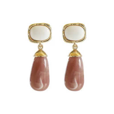 Women Fashion Maillard Autumn And Winter Geometric Acrylic Earrings
