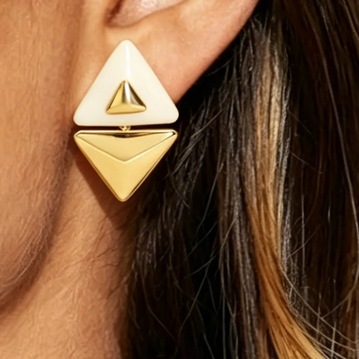 Women Fashion Three-Dimensional Triangle Color Matching Alloy Earrings