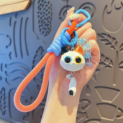 Fashion Cute Cartoon Wood Carving Wind Resin Cat Keychain